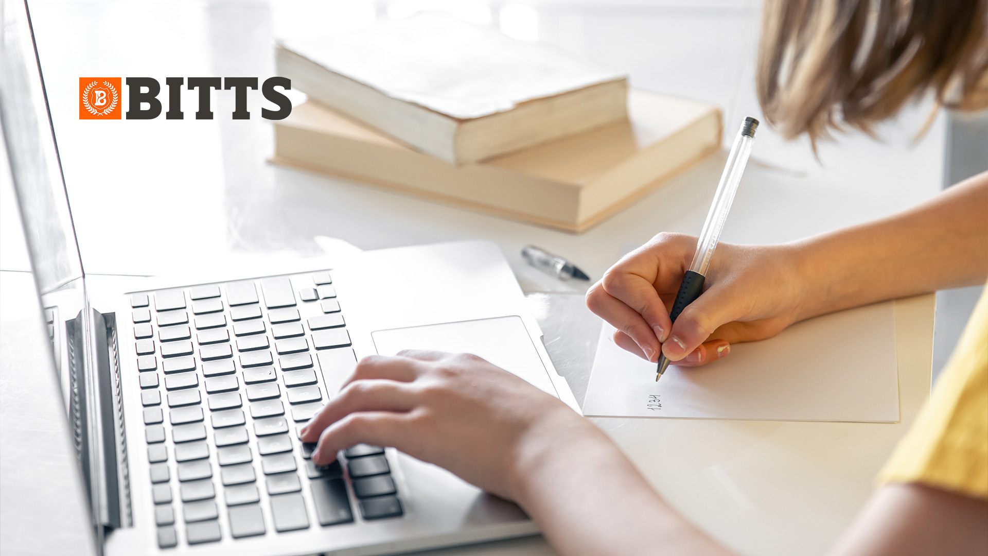 HOW AN ADMINISTRATIVE ASSISTANT DIPLOMA BENEFITS A ROOKIE JOB SEEKER